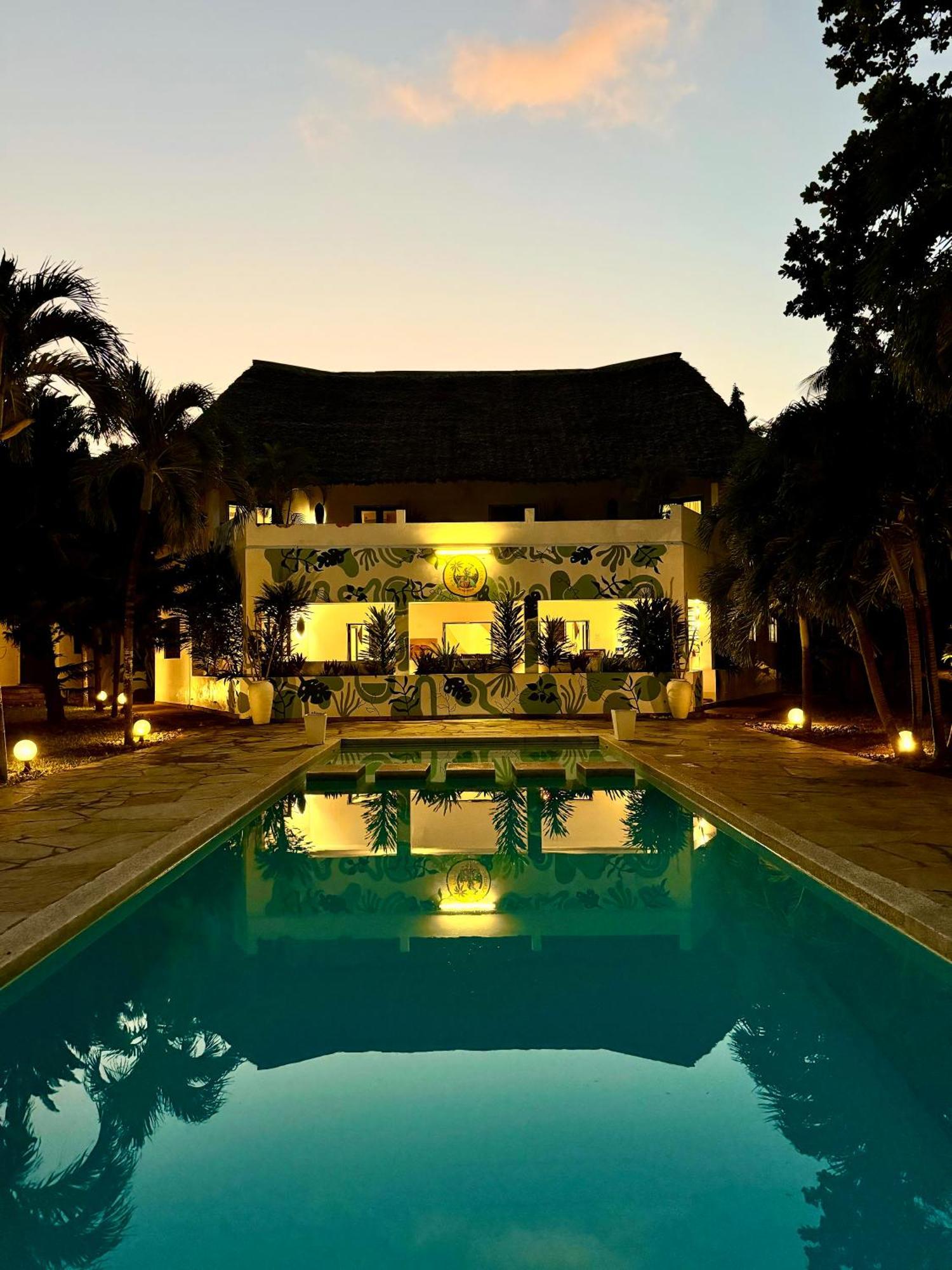 Galu Ecolodge Diani Beach Exterior foto